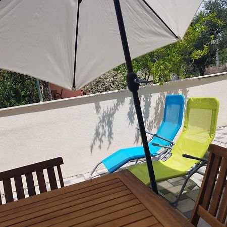 Mila Apartamento Vodice Exterior foto