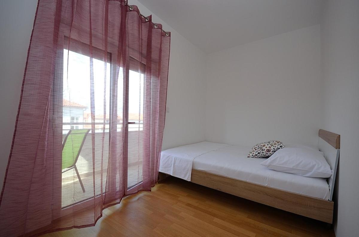 Mila Apartamento Vodice Exterior foto
