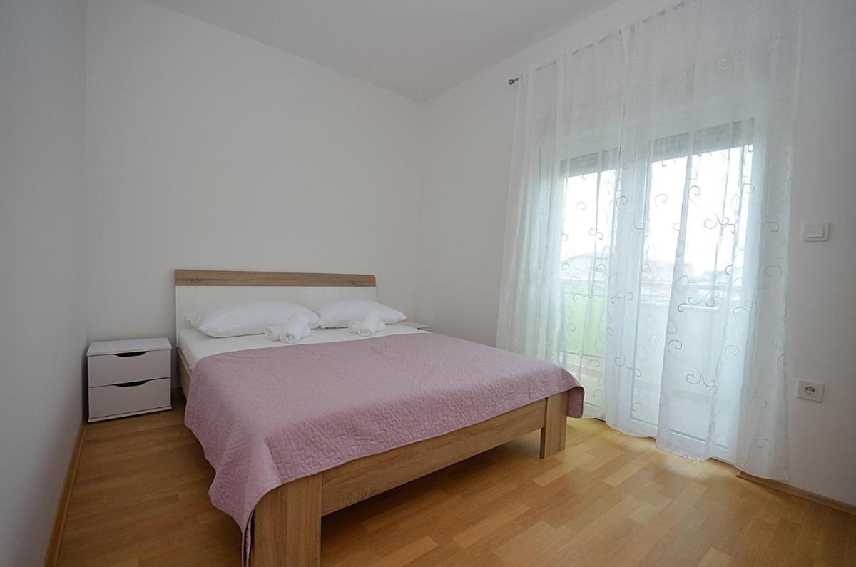 Mila Apartamento Vodice Exterior foto