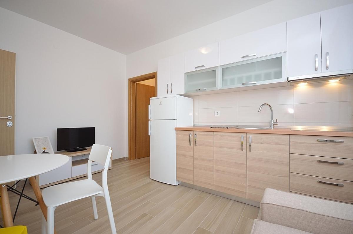 Mila Apartamento Vodice Exterior foto
