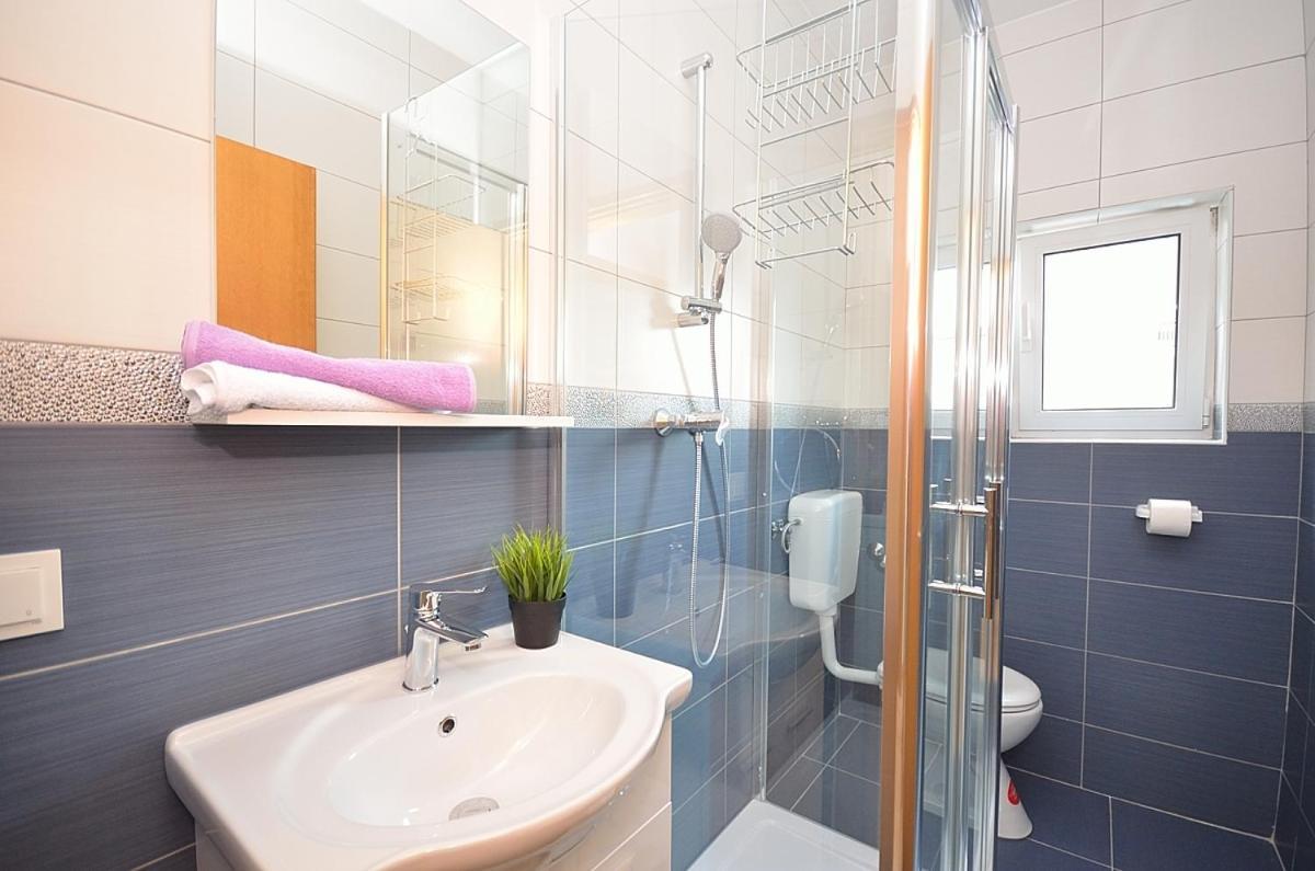 Mila Apartamento Vodice Exterior foto