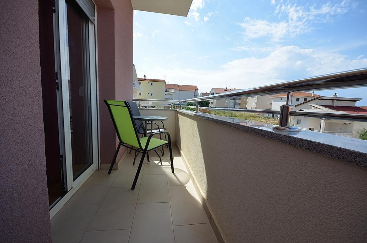 Mila Apartamento Vodice Exterior foto